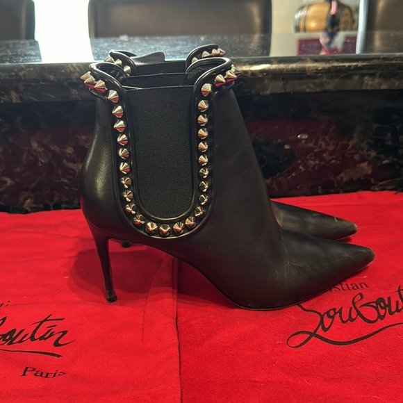 Christian Louboutin Studded Leather Ankle Boots – Black – Size 37.5 - Picture 3 of 16